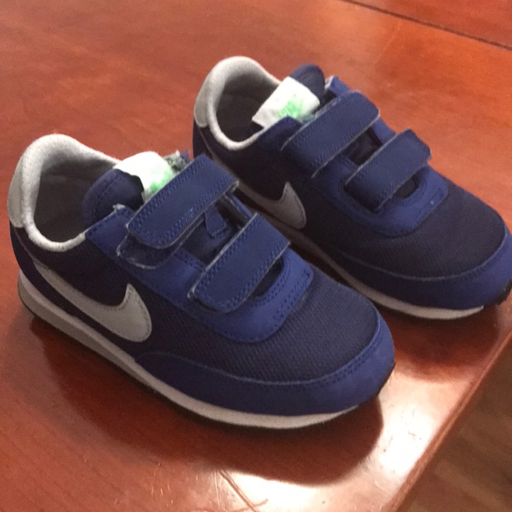 Nike Sneakers (Toddler)